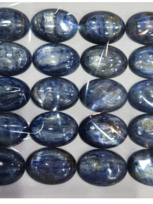 [CAB-Oval] Kyanite